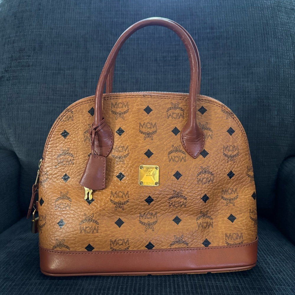 MCM cognac alma handbag - Picture 10 of 11